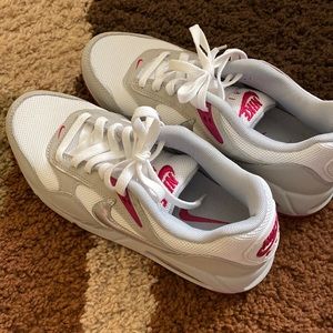 Brand new, never worn Nike Air